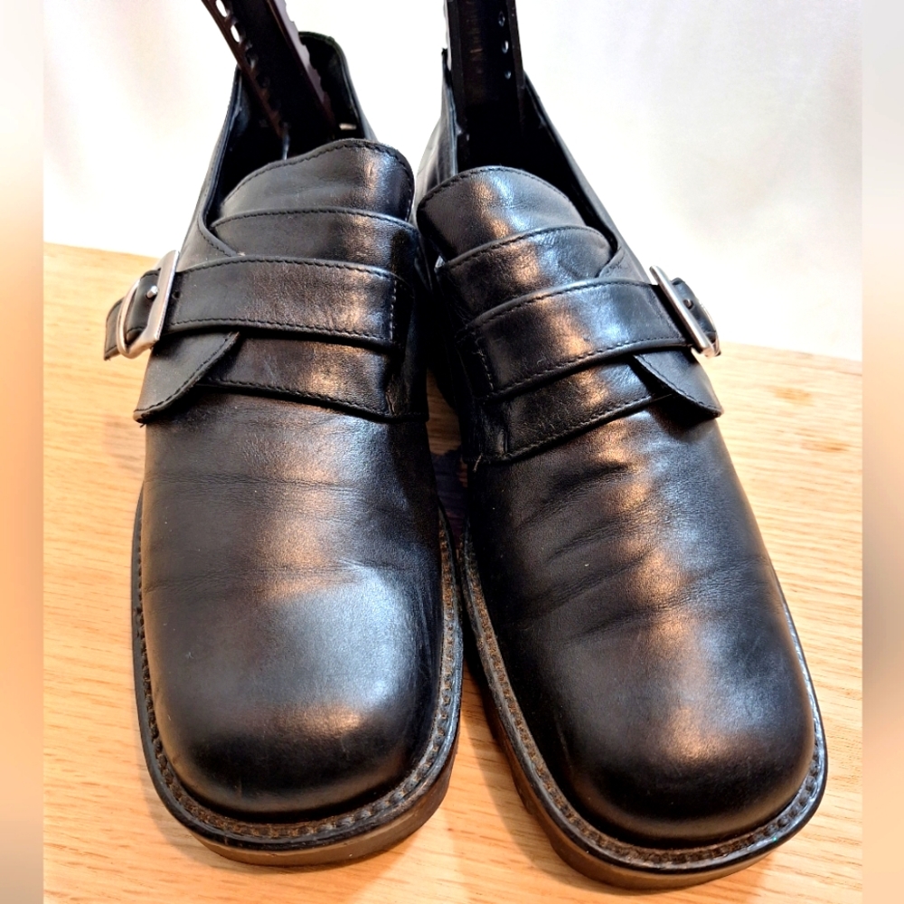 Nickels Soft Black Leather Shoes Size 7.5M